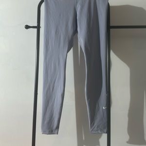Size small purple Nike dry fit leggings
